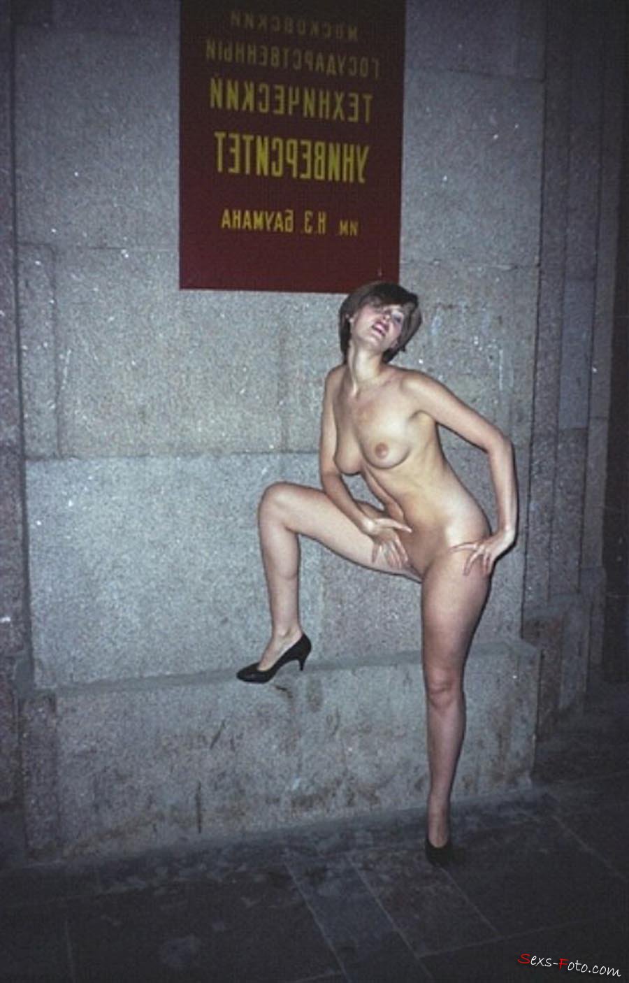голая девушка частное фото из общаги фото 25
