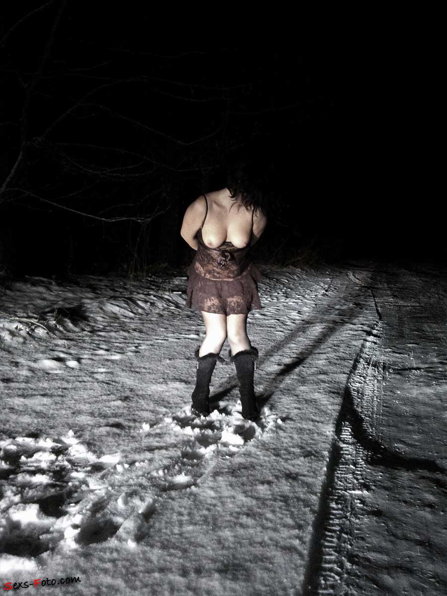 девушку голая ночью фото 49